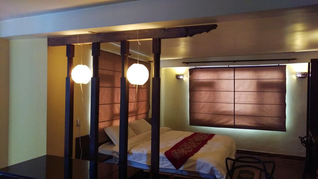 Boutique Heritage Home Lalitpur ภายนอก รูปภาพ